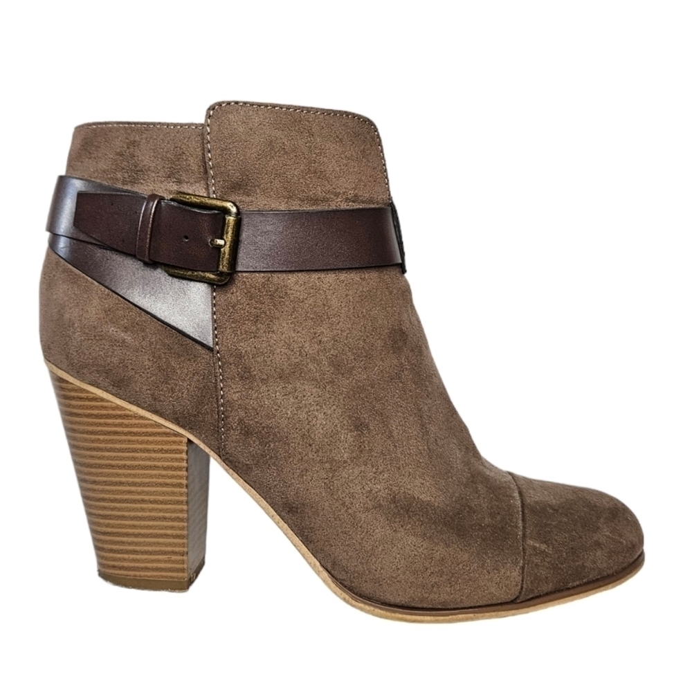 Limelight Jena faux suede tan heeled ankle boots with zipper size 9 1/2